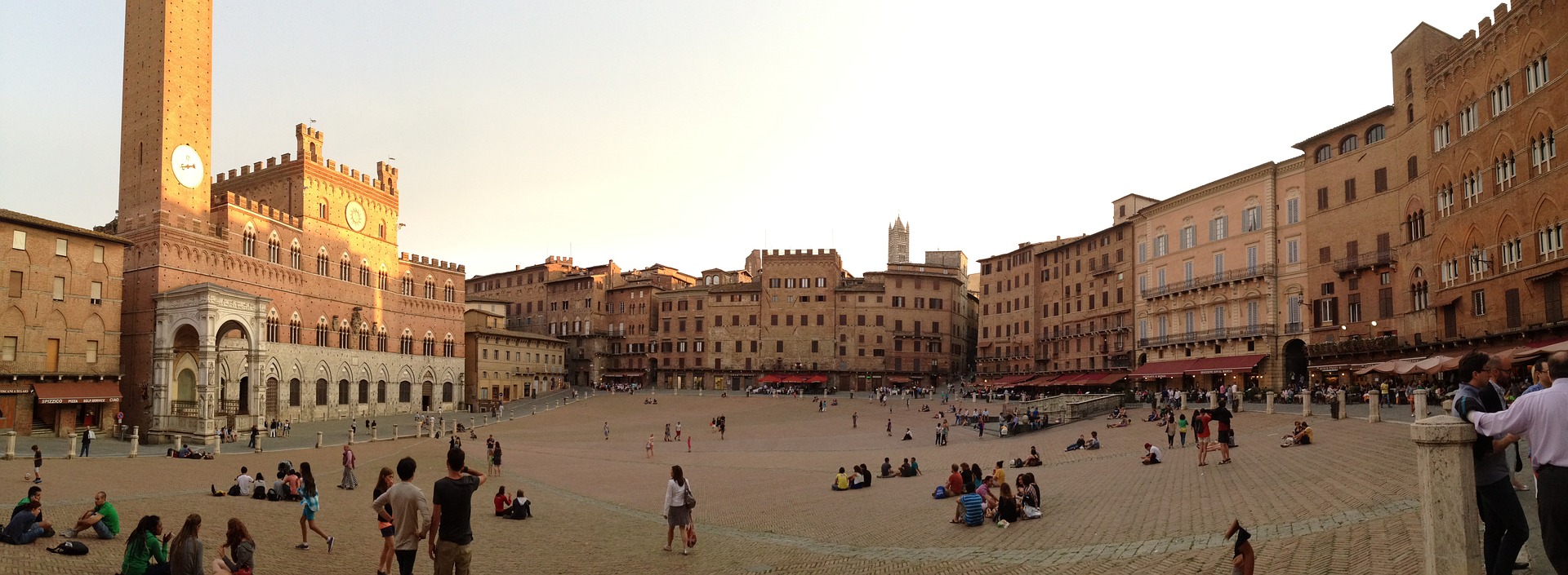 Piazza del Campo Siena - vista della piazza